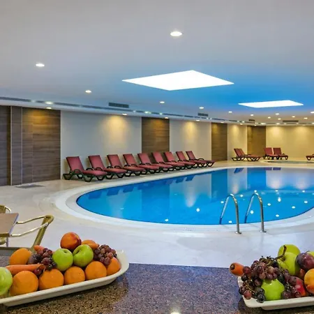 Oezkaymak Select Hotel