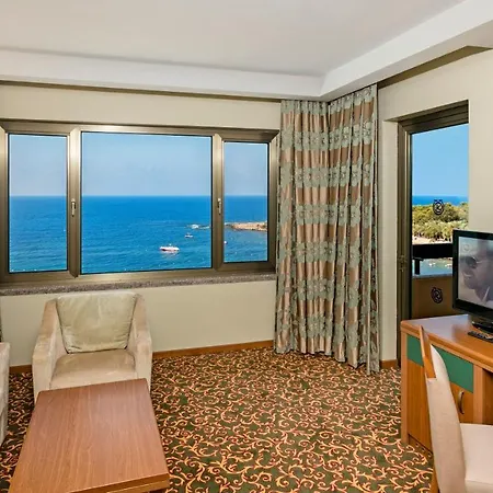 فندق Oezkaymak Select