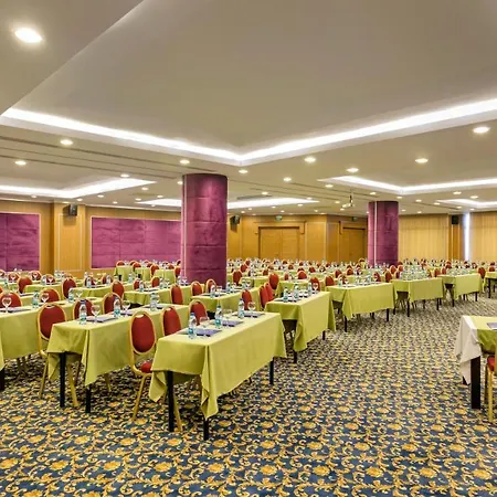 Hotel Oezkaymak Select