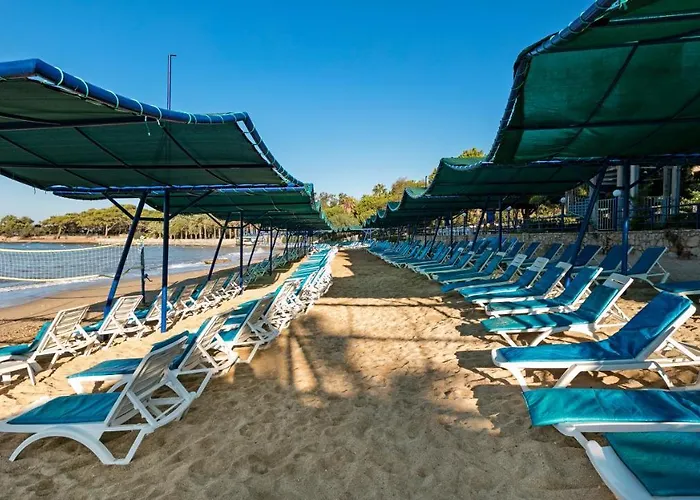 Oezkaymak Select Hotel