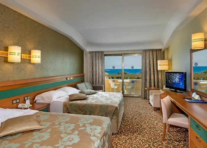 Oezkaymak Select Hotel *