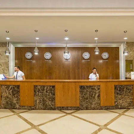 Hotel Oezkaymak Select