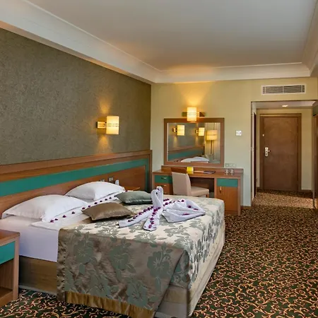 Oezkaymak Select Hotel *